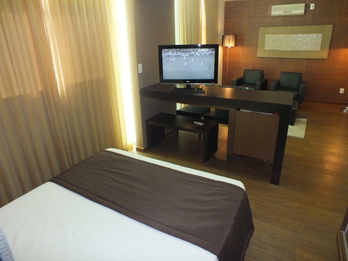 Jb Palace Hotel Divinópolis Esterno foto